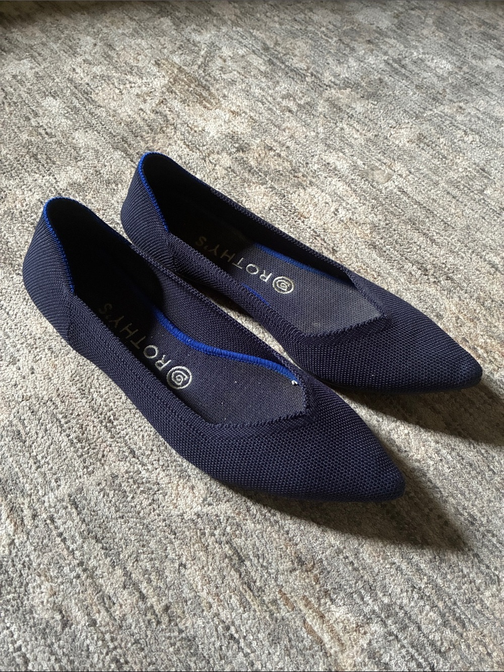 Rothy's Pointed Knit Ballet Flat - Navy - women’s size 9